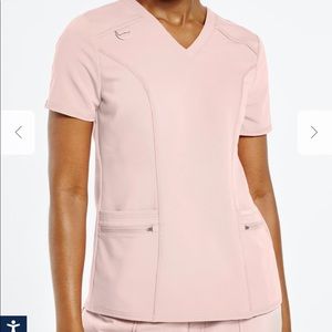 Jaanuu blushing pink scrub set!